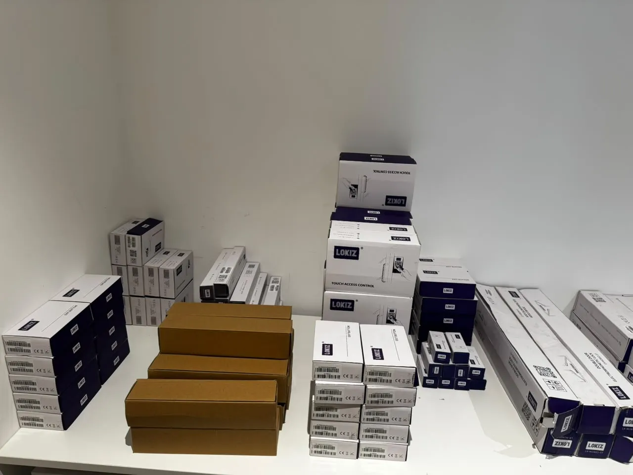 Access control system Qatar — LOKIZ touch keypads and exit buttons in stock in Dubai